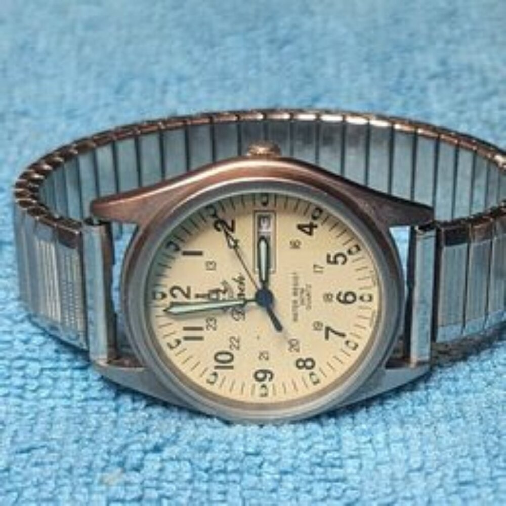 Vintage Darch Russian Military Style watch With Day & Date